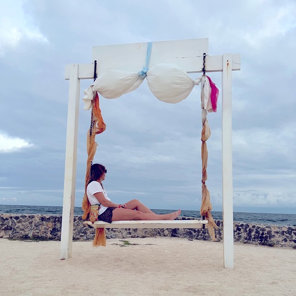 Meet your Posher, Ewa - Picture 1 of 1